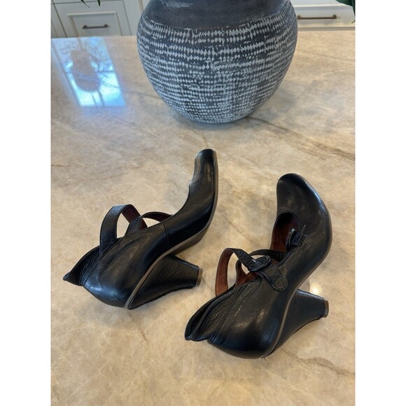 Chocolate Negro Portugal Pumps Black Leather Vintage Strap Maryjane 5.5 Coquette - Picture 7 of 16